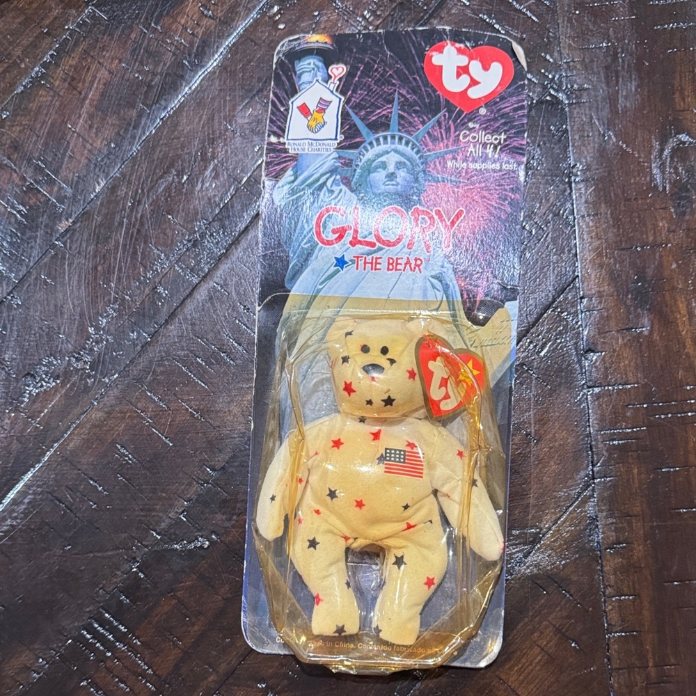 Ty Glory the Bear - Cream with Stars